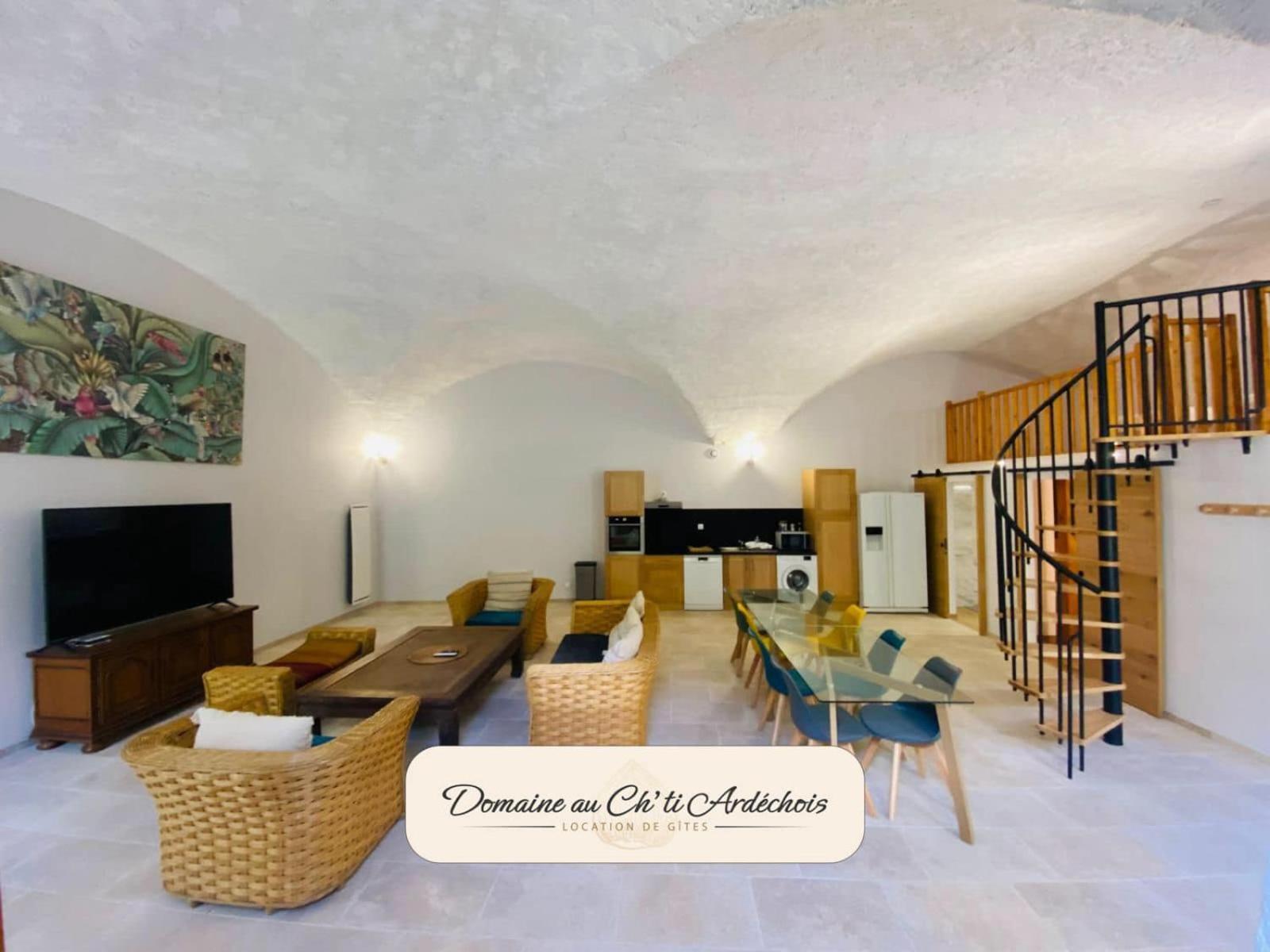 Gite De Groupe - Domaine Au Ch'Ti Ardechois Rochessauve Exteriér fotografie